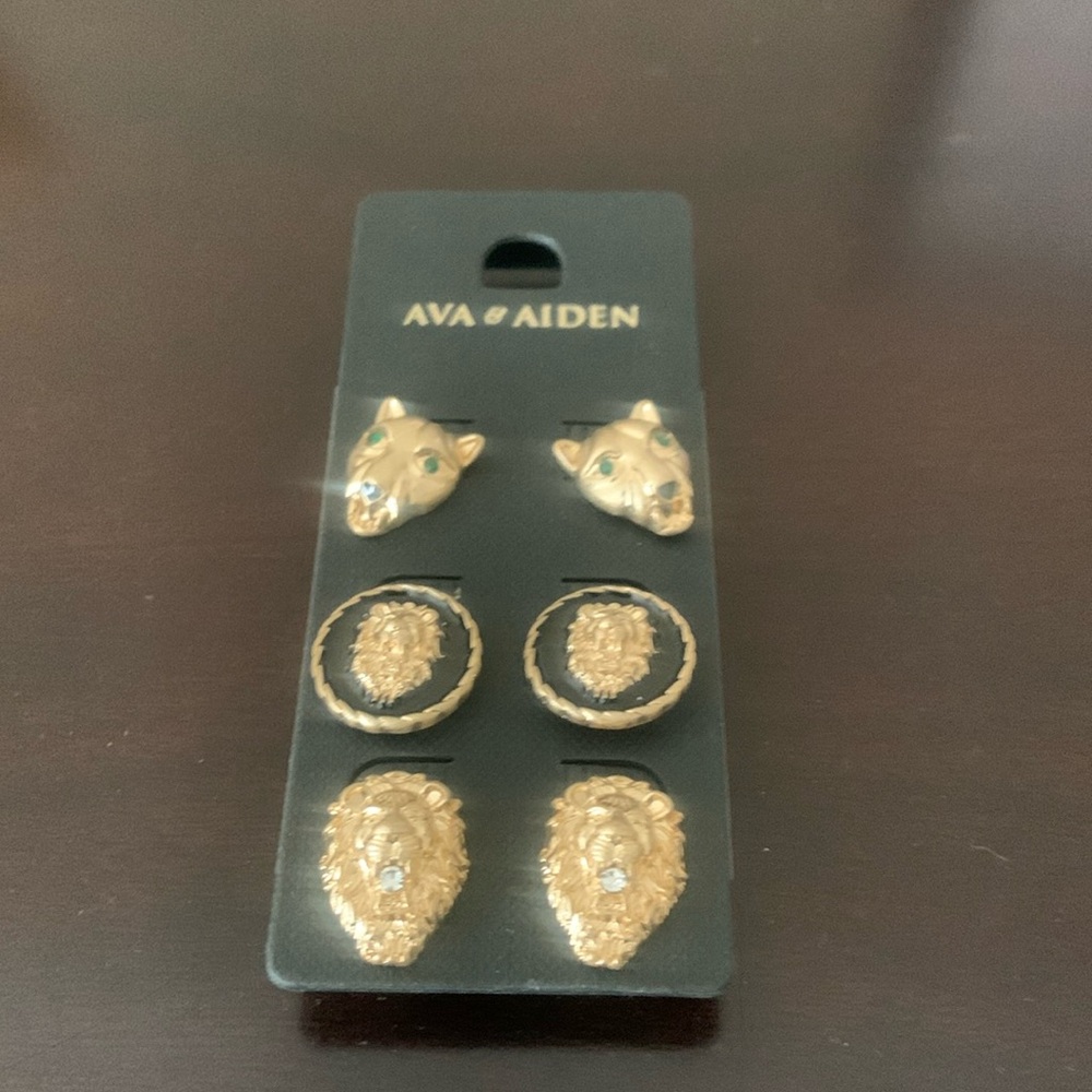 Ava & Aiden Earrings